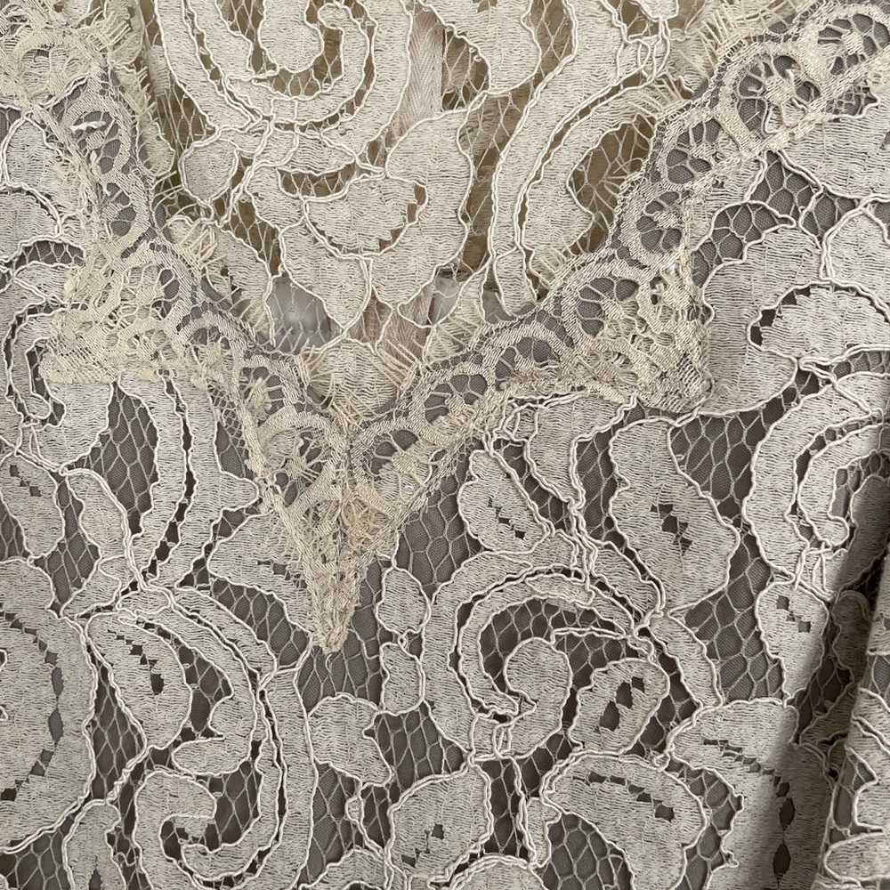 Beautiful two-tone lace gown never worn